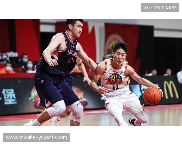 姜伟泽：从“神射手”到组织核心，吉林后卫的成长之路